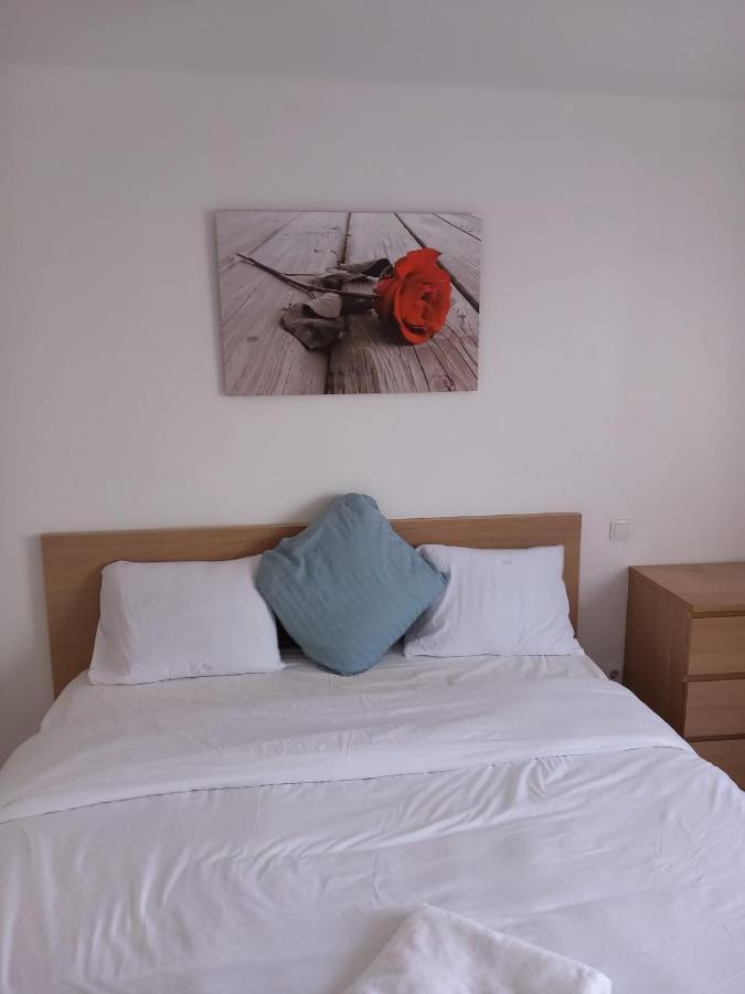 Large Room In Schuttrange Free Parking 10Mins To Airport Excellent Customer Services Luxembourg Ngoại thất bức ảnh